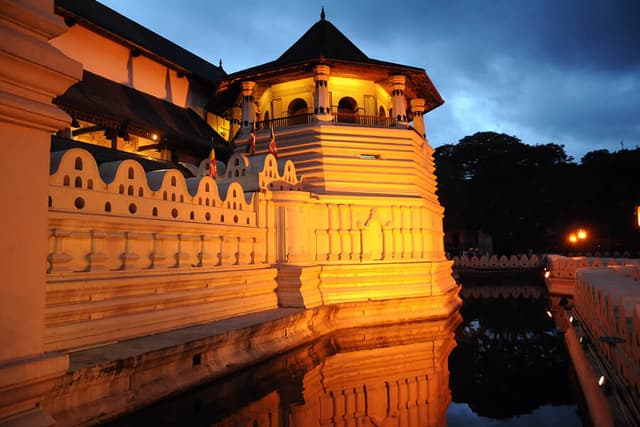 Kandy district hero