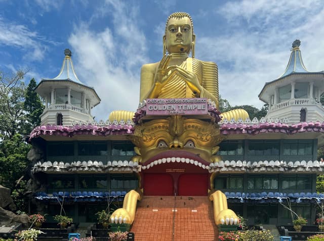 Dambulla district hero